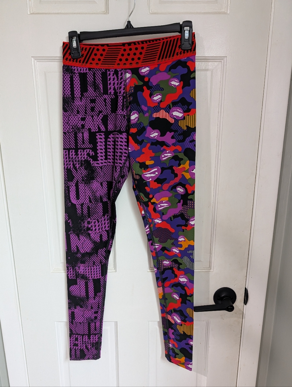 Zumba Fitness Purple Multi-Pattern Active Leggings